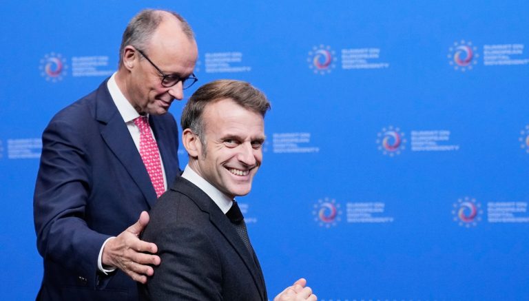 Merz Macron-jd2025111906