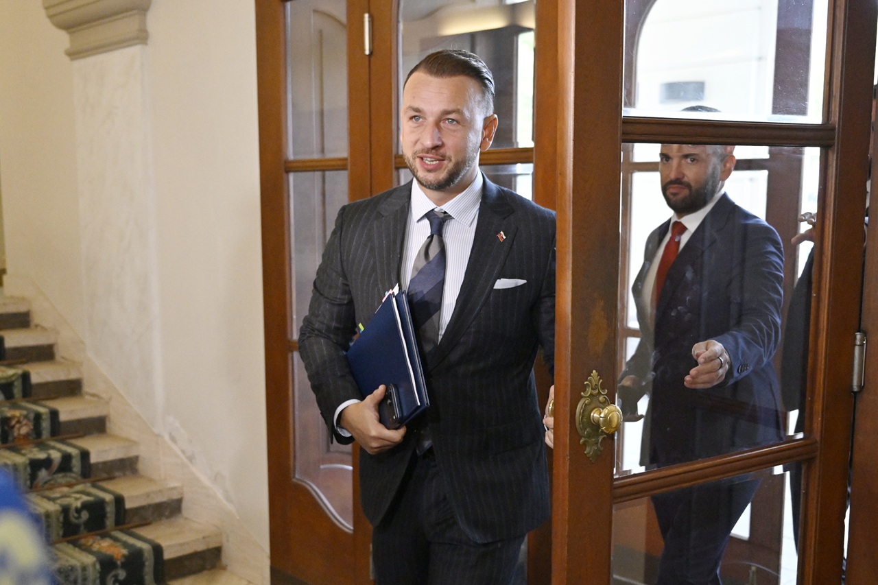 Sutaj-Estok-jd2025110539