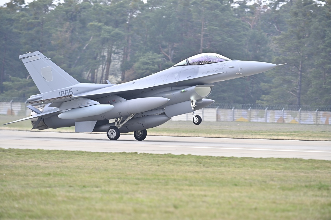 stíhačiek F-16 Block 70