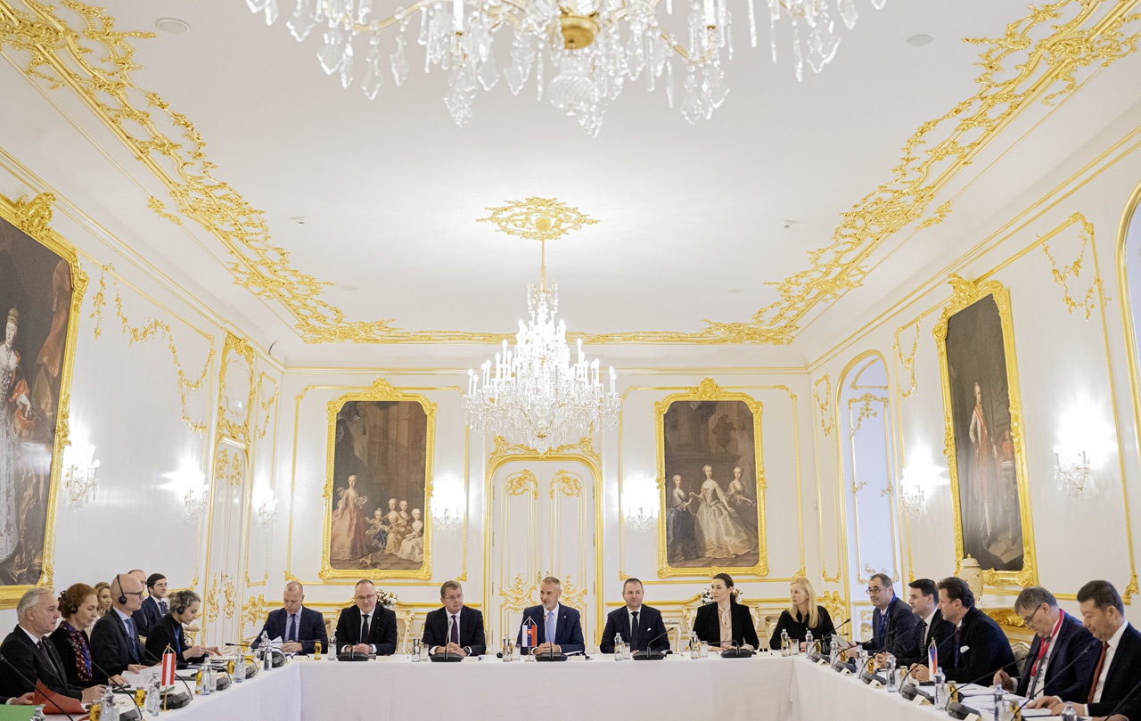 Stretnutie predsedov parlamentov Slavkovského formátu na Bratislavskom hrade