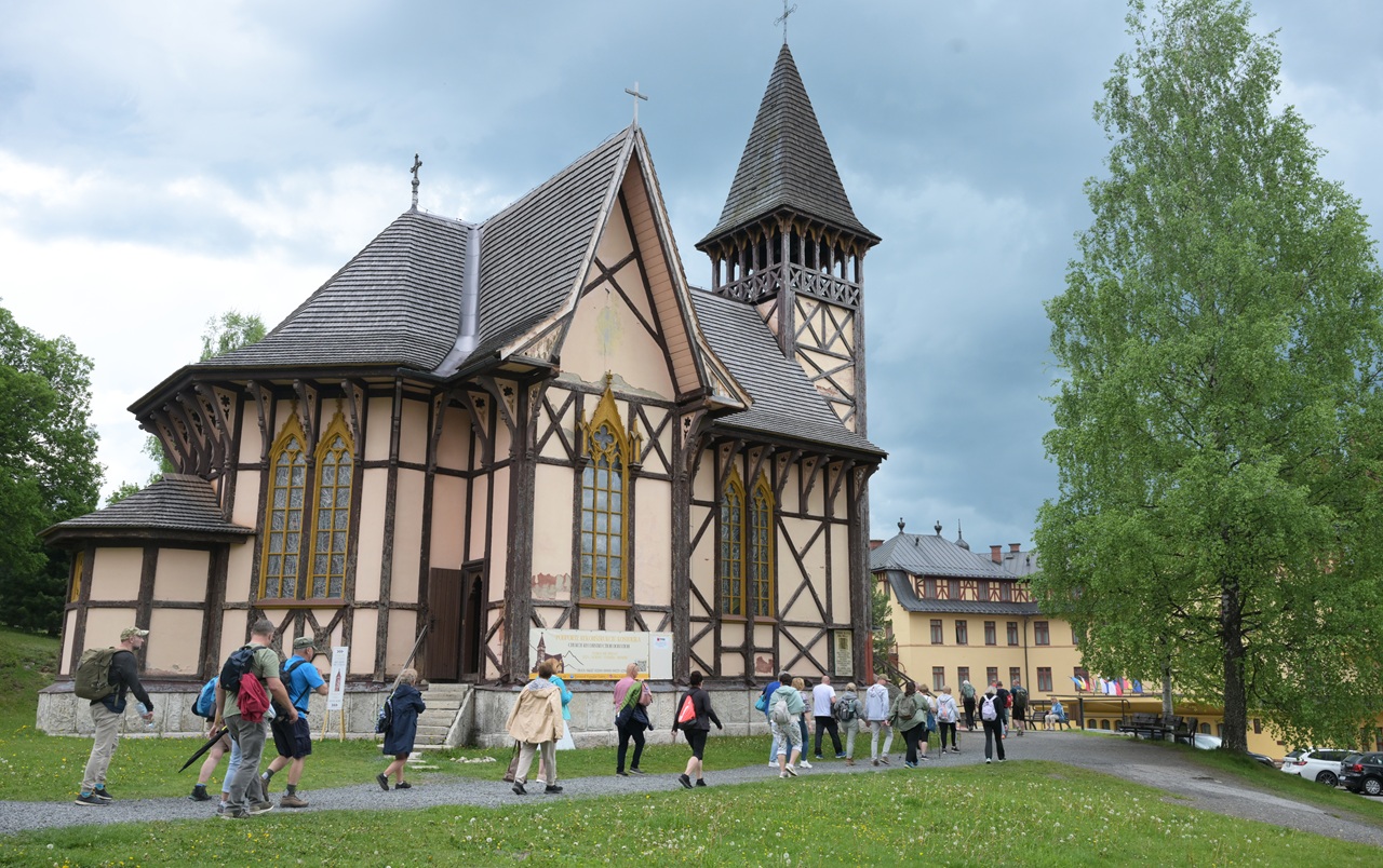 kostol Nepoškvrneného počatia Panny Márie v Starom Smokovci