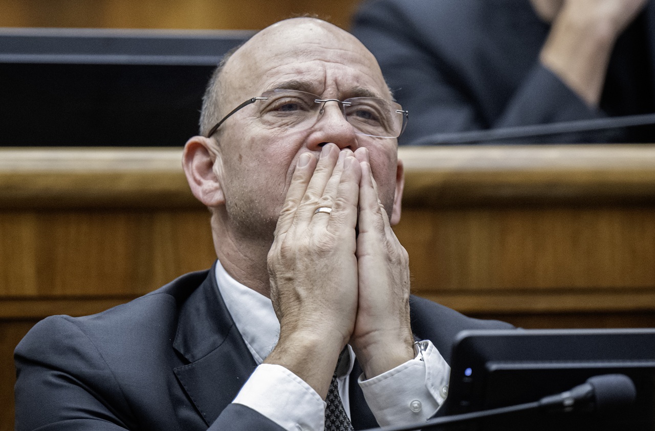 43. schôdza Národnej rady SR