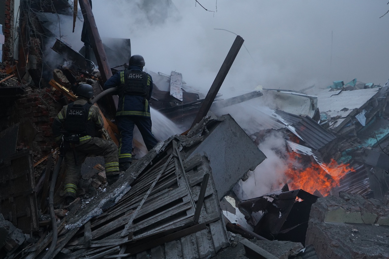 Ruský útok na Charkov si vyžiadal najmenej dve obete; útoku čelil i Kyjev