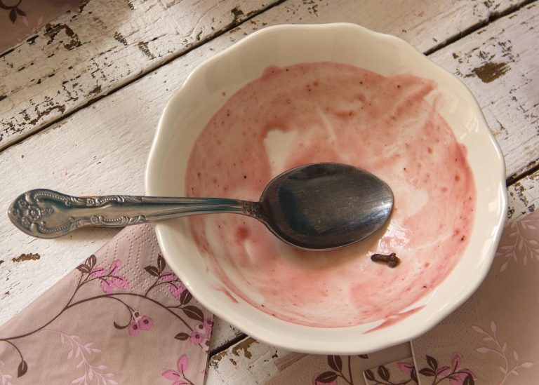 prázdny tanier-jd2026011621