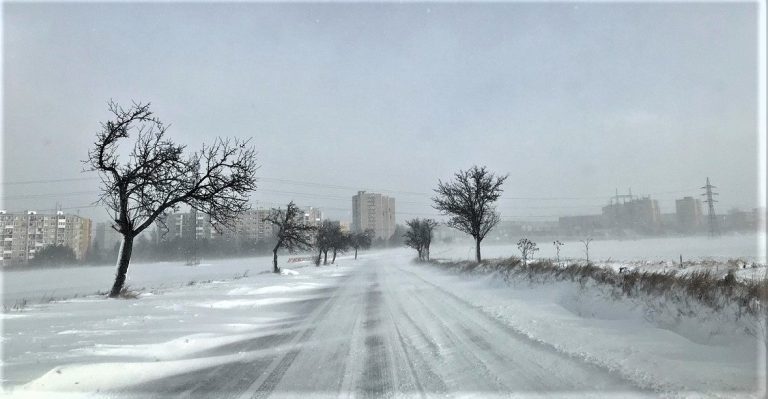 sneh záveje vietor-jd2026011209