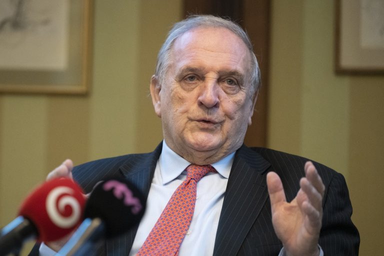 Peter Mihók