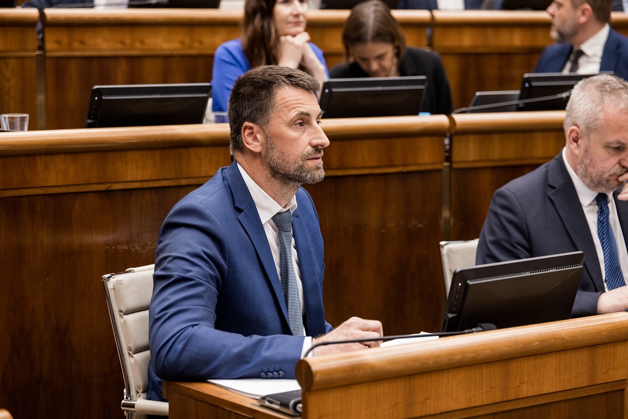 Marián Viskupič 8569