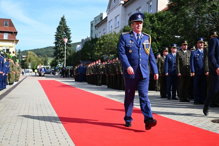 Miroslav Lorinc-jd2026042219