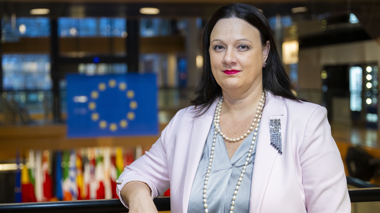 Neveďalová-jd2026042419