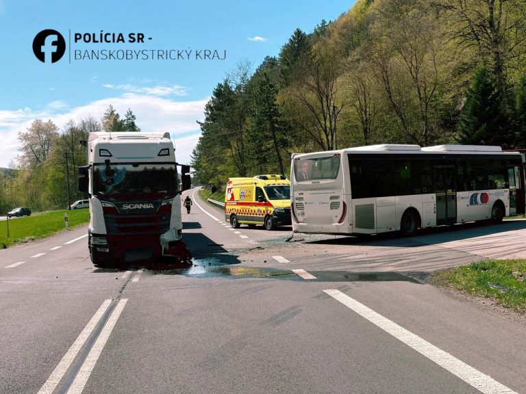 dopravná nehoda kamión autobus