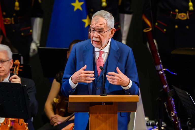 Alexander Van der Bellen
