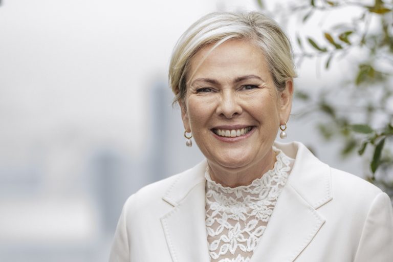 Halla Tomasdóttir