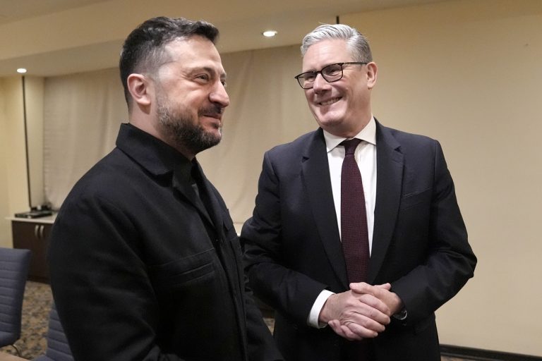 Starmer Zelenskyj Jerevan