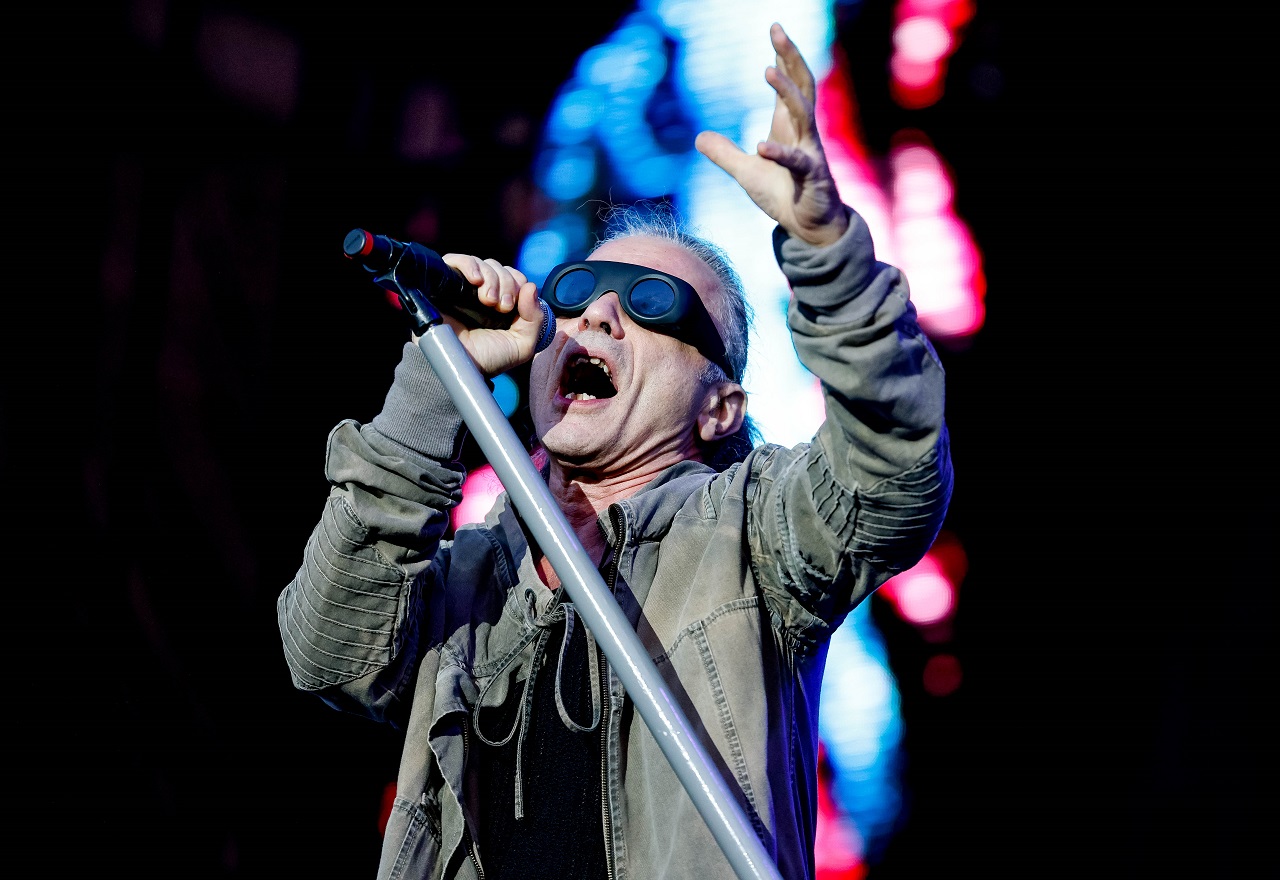 Bruce Dickinson