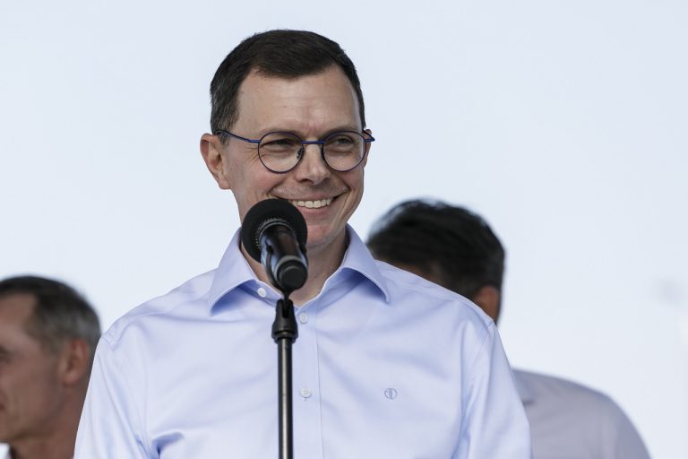 Macháček
